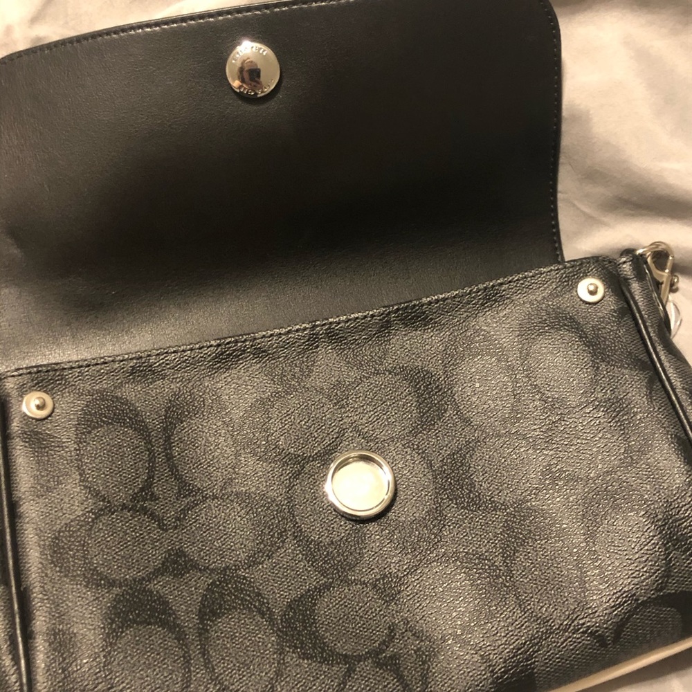 Authentic Coach Purse - Picture 6 of 16